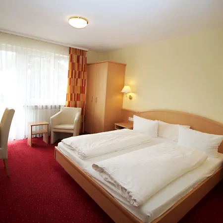 Dirsch Wellness & 4*