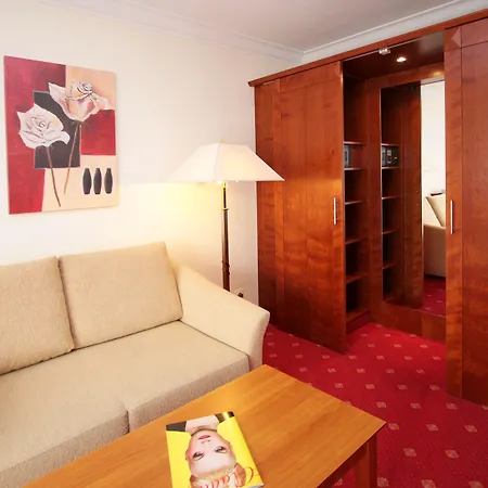 Dirsch Wellness & Hotel