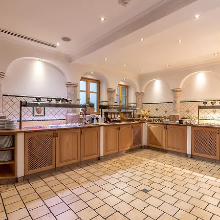 Hotel Dirsch Wellness & 4*