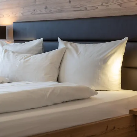 Dirsch Wellness & Hotel