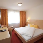 Dirsch Wellness & 4* Emsing