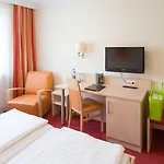 Dirsch Wellness & 4*