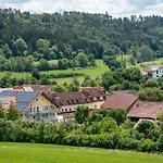 Dirsch Wellness & 4* Emsing