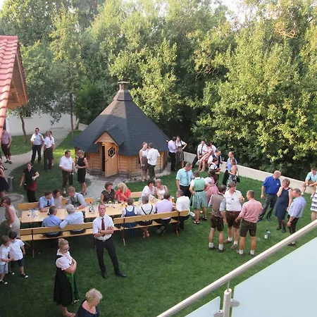 Dirsch Wellness&spa Hotel