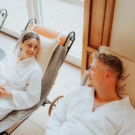 Dirsch Wellness & 4*