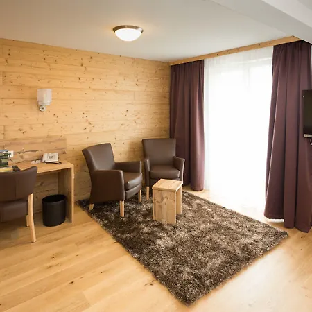 Hotel Dirsch Wellness & Emsing