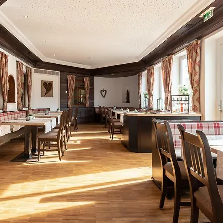 Dirsch Wellness&spa 4* Emsing