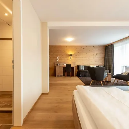 Dirsch Wellness&spa Hotel Emsing