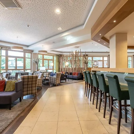 Dirsch Wellness&spa 4* Emsing