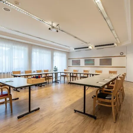 Dirsch Wellness&spa Hotel Emsing